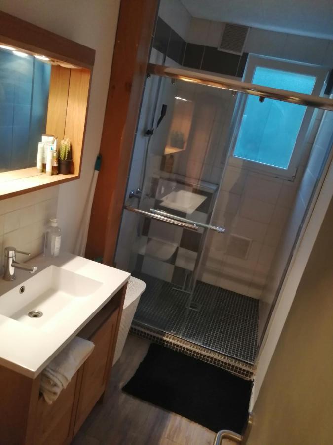 Chambre Dans Appartement A Niort Esterno foto